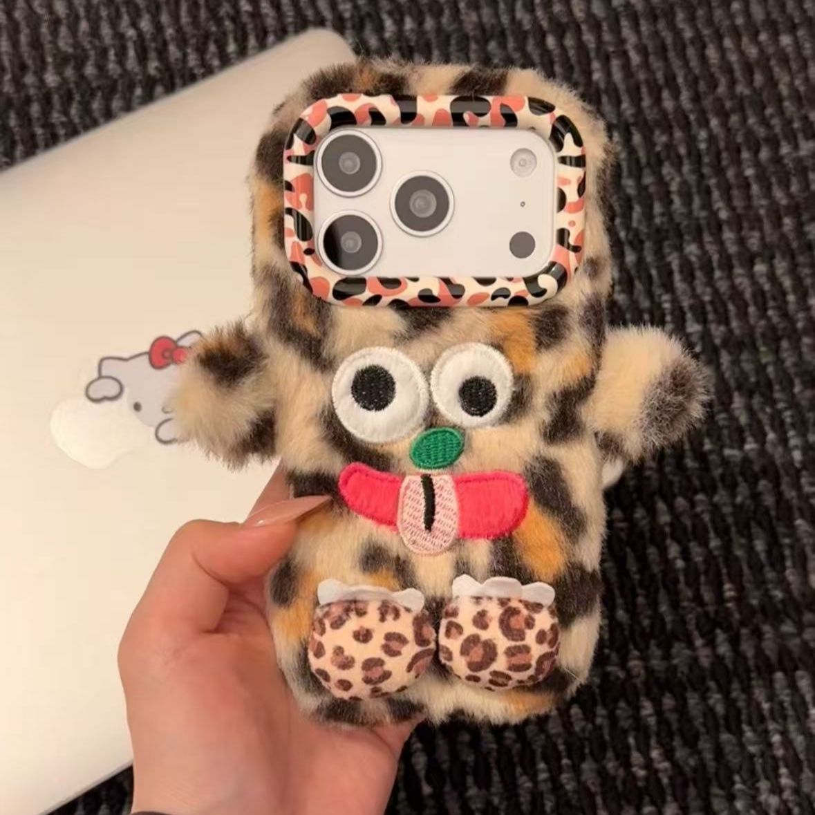 Winter And Autumn Leopard-prin - Phone Cases Iphone 17 Pro Max review and price